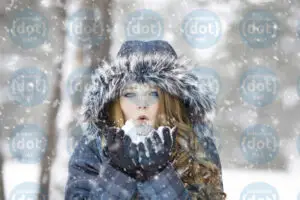 woman-1127201_1280-in