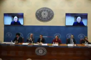 Della-Seta,-Girelli,-Manca,-Caraglia,-Greco,-Suligoi,-Bertolaso-in